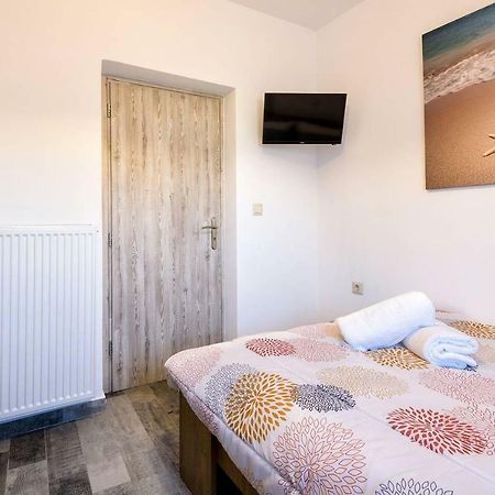 Louros Spa House Mármara Екстериор снимка